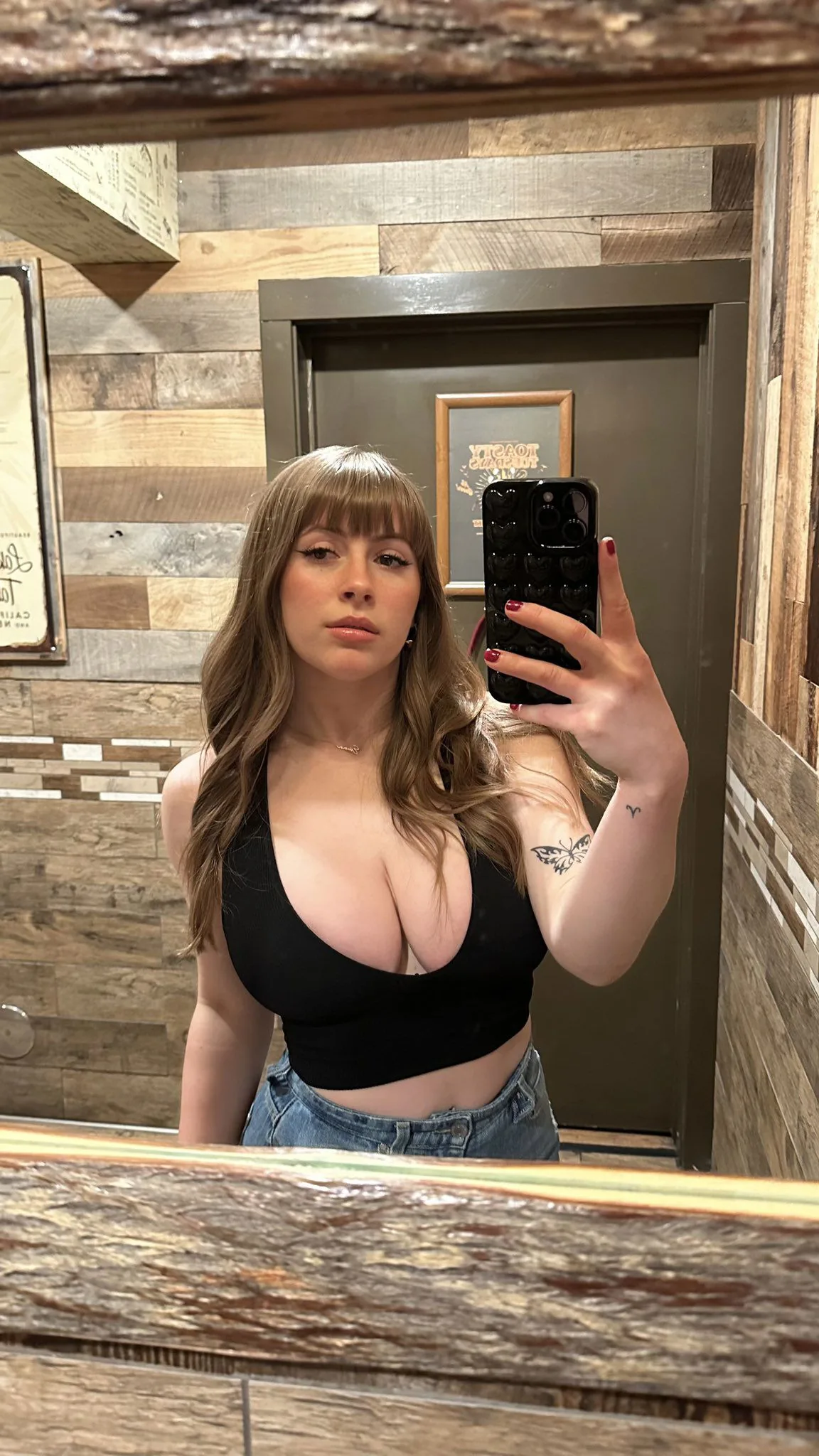Sara escort Rotherham
